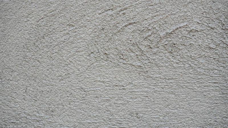 Effet stri&eacute; ou pliss&eacute;, quelle technique d'enduit pour styliser un mur &agrave; Strasbourg ?